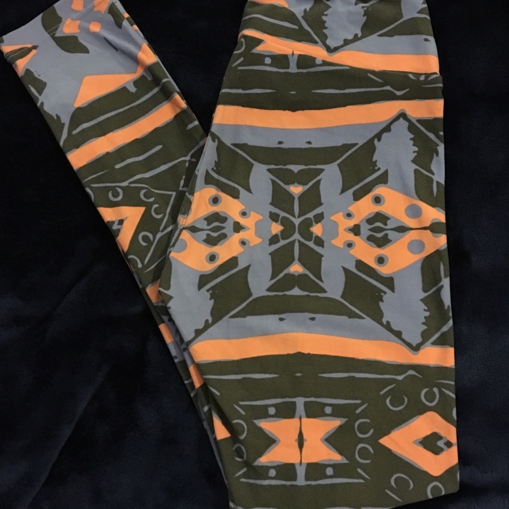 New with tags LuLaRoe OS leggings
